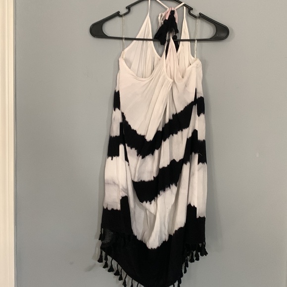 FORCYNTHIA BEACHWEAR - Picture 2 of 2